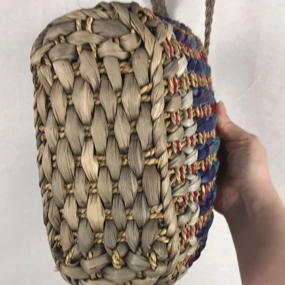 Vintage basket purse - Picture 5 of 8